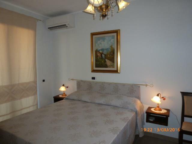 Bed and Breakfast Sogno Di Mare à Pula Extérieur photo