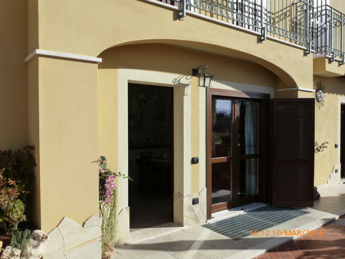 Bed and Breakfast Sogno Di Mare à Pula Extérieur photo