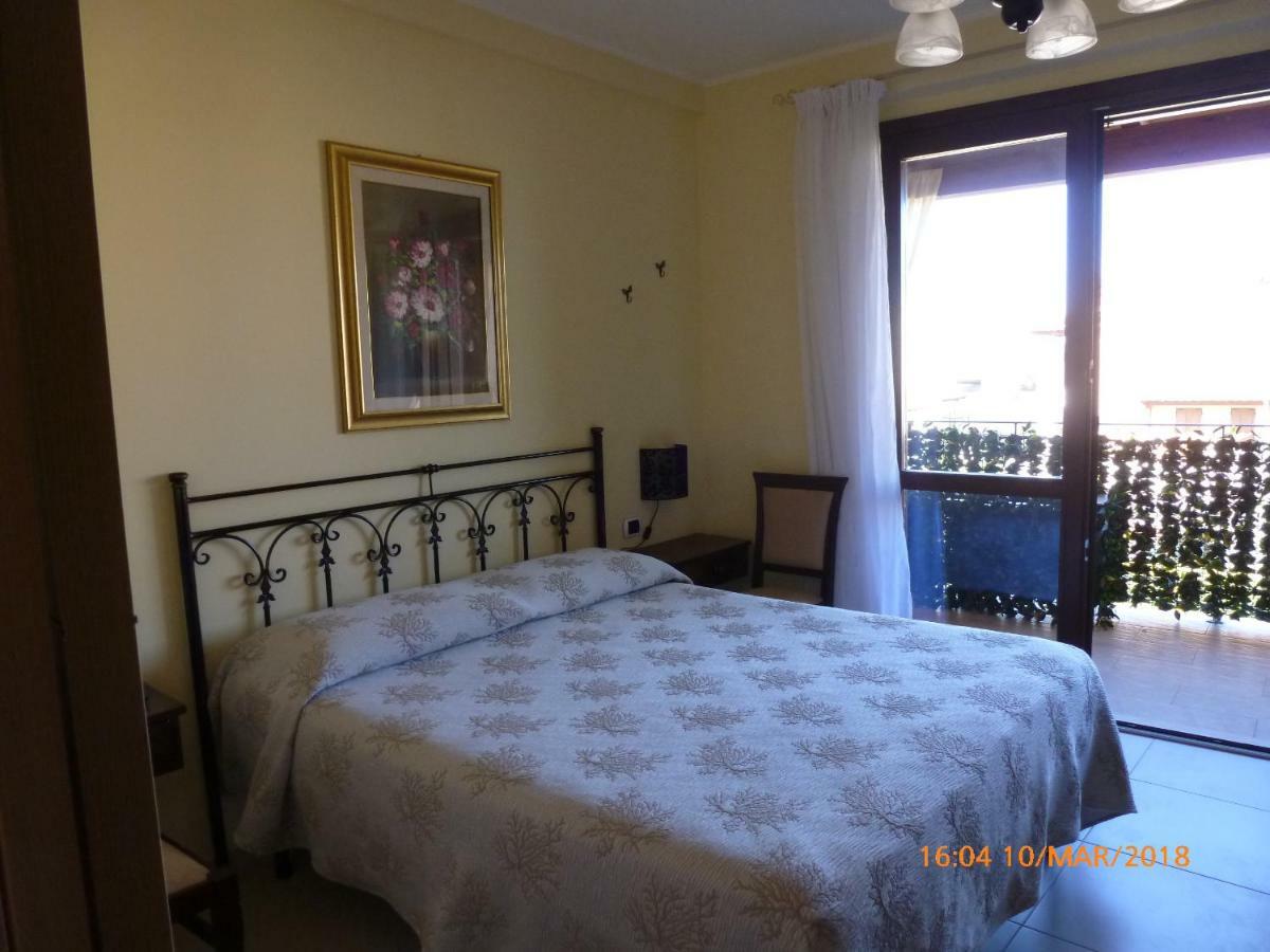 Bed and Breakfast Sogno Di Mare à Pula Extérieur photo